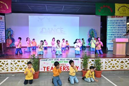 Teacher Day Celebration:  A Heartfelt Tribute to Teachers
